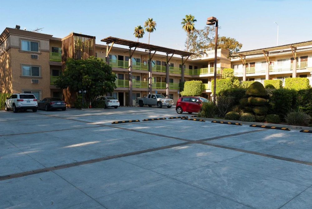 Best Western Plus Glendale Main image